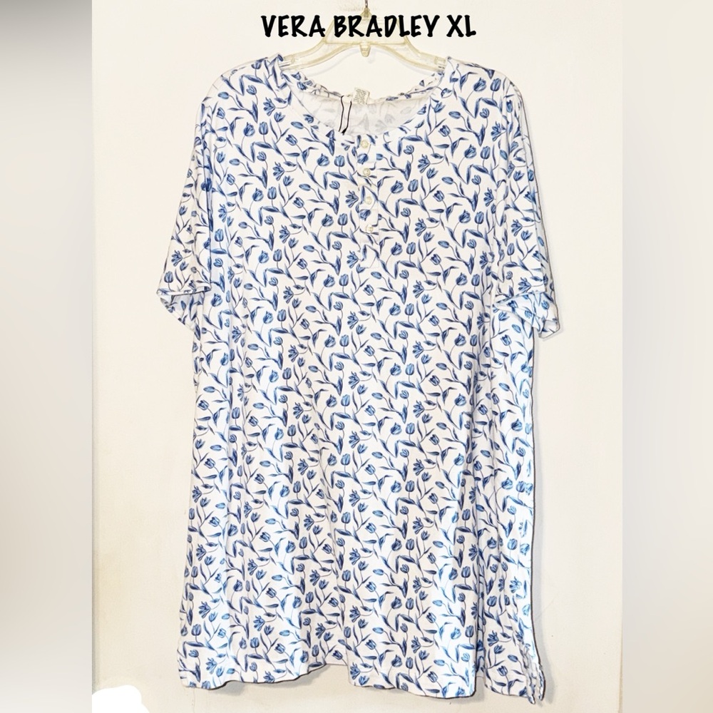 Vera Bradley Blue and White Floral Gown NWOT XL RUNS BIG